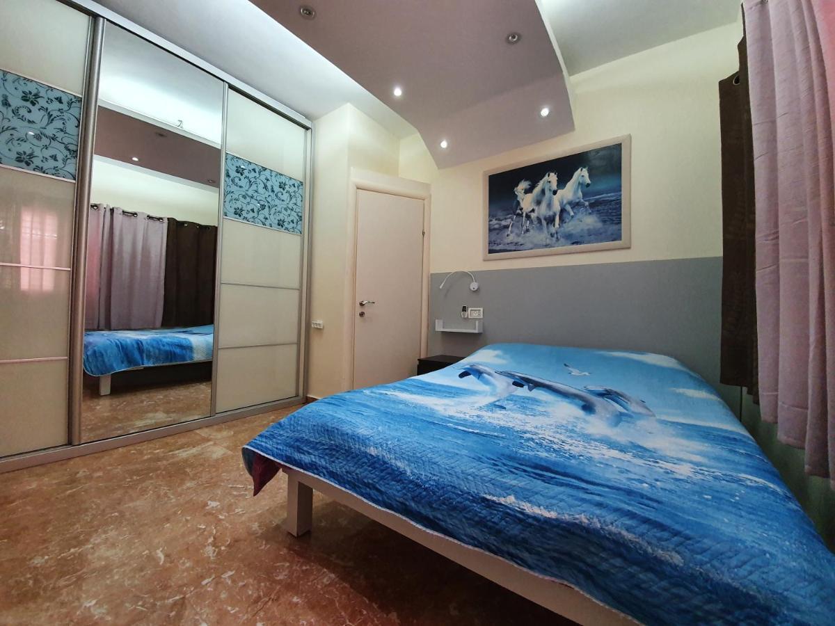 Ezore Yam Apartmens - Elmali'Akh St. 4 بات يام المظهر الخارجي الصورة