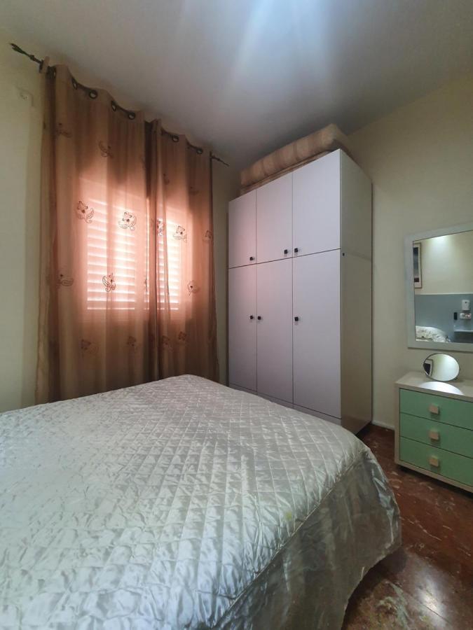 Ezore Yam Apartmens - Elmali'Akh St. 4 بات يام المظهر الخارجي الصورة
