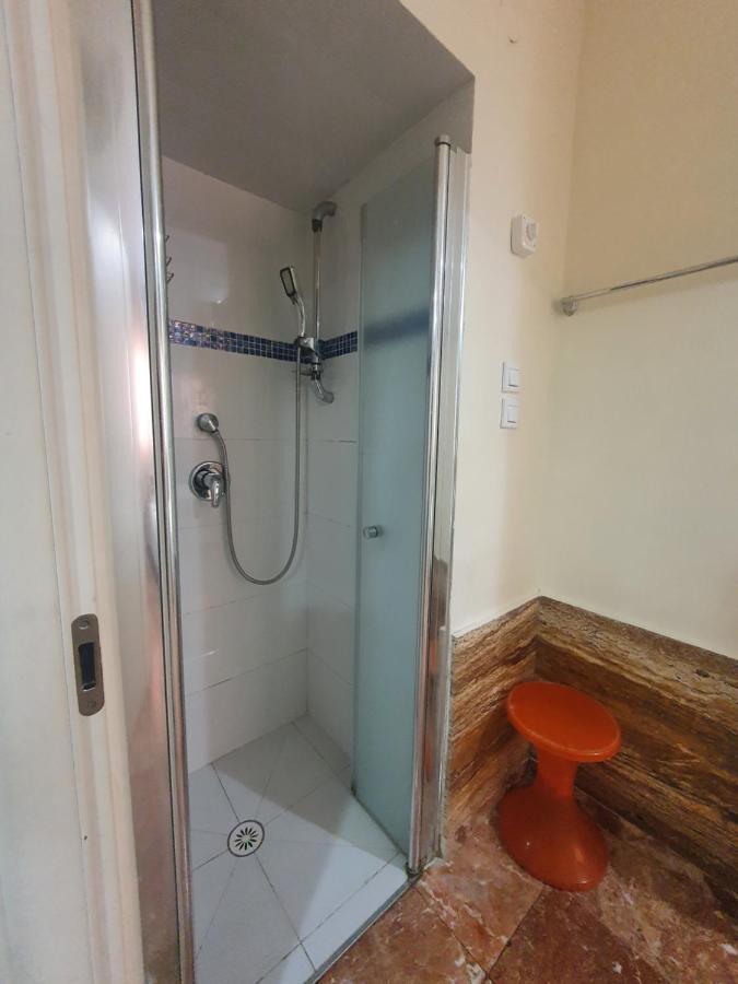 Ezore Yam Apartmens - Elmali'Akh St. 4 بات يام المظهر الخارجي الصورة