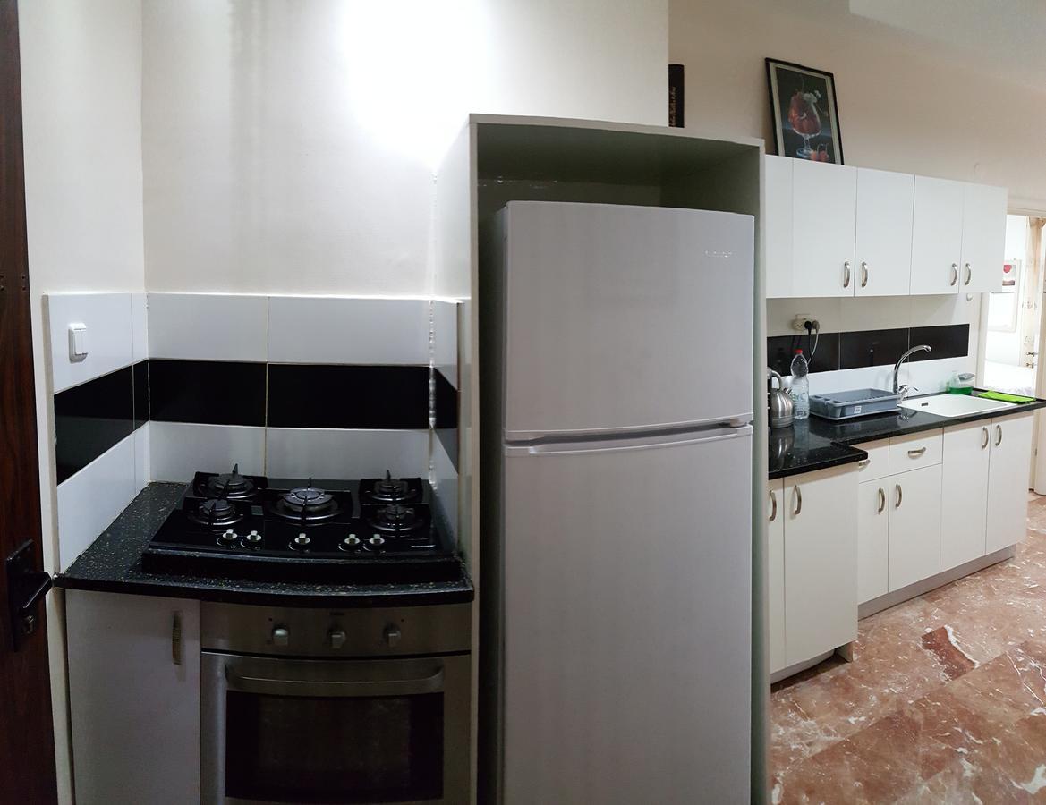 Ezore Yam Apartmens - Elmali'Akh St. 4 بات يام المظهر الخارجي الصورة
